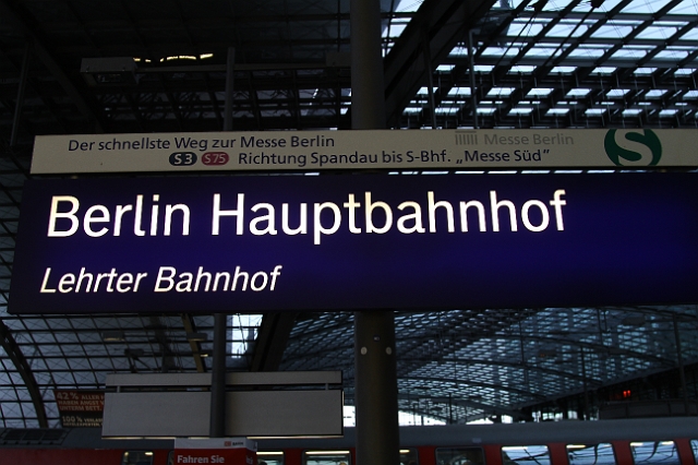 196 Hauptbahnhof.JPG
